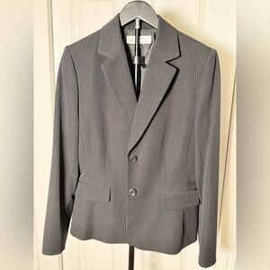 Tahari 2-piece Women’s Pinstripe Skirt Suit